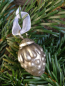 Preview: Christbaumkugel Zapfen mini, grau