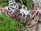 Preview: Christbaumkugel Cosmata Blumenornament, grau