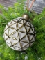 Preview: Christbaumkugel Mailo Quattro Dreieck, creme-gold