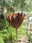Preview: Edelrost Gartenstecker Chrysantheme 40 cm