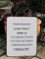 Preview: Shabby Chic Metallspruchschild "Frauen Emojis"