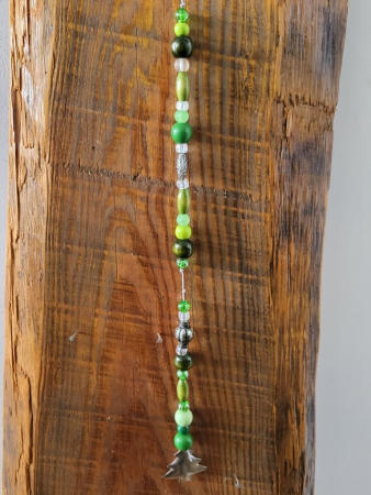 Weihnachtshänger Grün, mit silbernem Baum