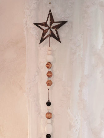 Weihnachtshänger Landhaus, Holz mit Diamantstern