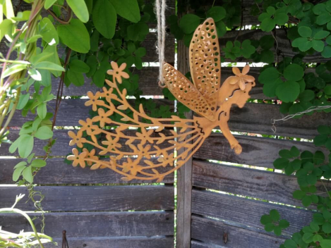 Blütenelfe Siraya, fliegen, zum Hängen, Edelrostoptik