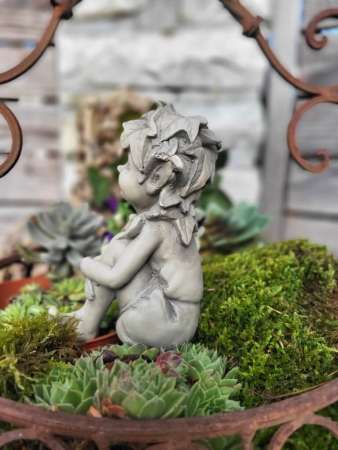 Preview: Blumenelfe Efeu aus Resin