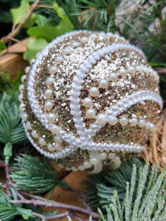 Preview: Boho Christbaumkugel Devi, mit Rillen