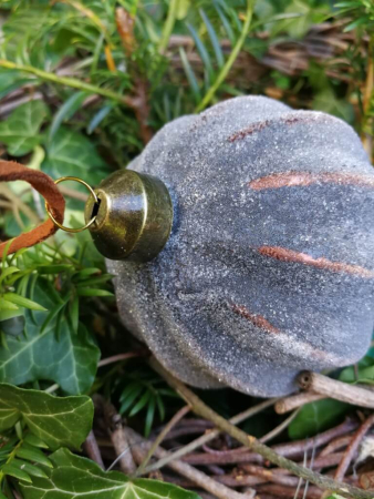 Preview: Christbaumkugel Babiole, Streifen breit, Rostoptik geeist