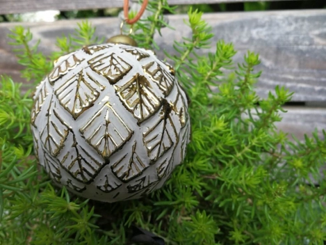 Christbaumkugel Mailo Due Blatt, creme-gold