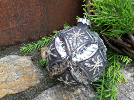 Preview: Christbaumkugel Cosmata Glitter, grau