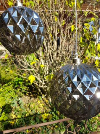 Preview: Christbaumkugel LED grau-silber