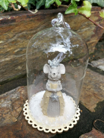 Preview: Christbaumkugel Glocke, Mäusekönigin Lucia