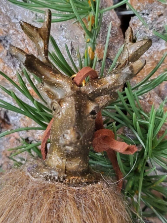 Preview: Weihnachtskugel Hirsch mit Fell, braun