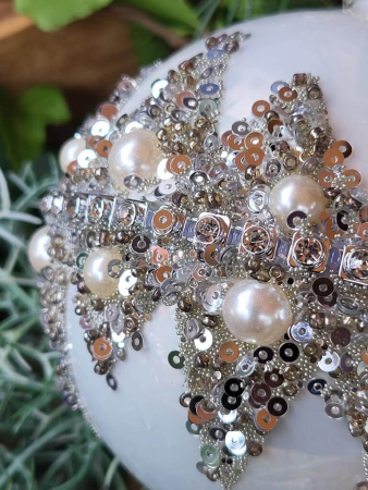 Preview: Weihnachtskugel Opulent, weiß-silber
