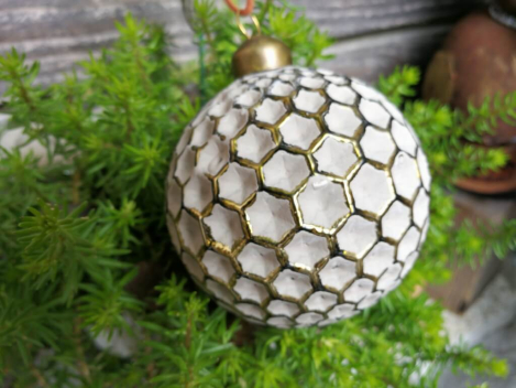 Preview: Christbaumkugel Mailo Tre 6-Eck, creme-gold