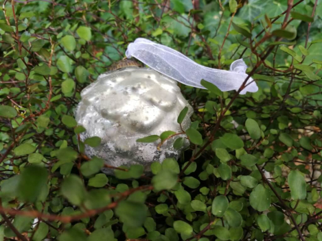 Preview: Christbaumkugel Zapfenmuster, matt-weiß