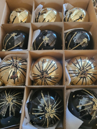 Preview: Christbaumkugel Meyra Stern vorn, schwarz-gold