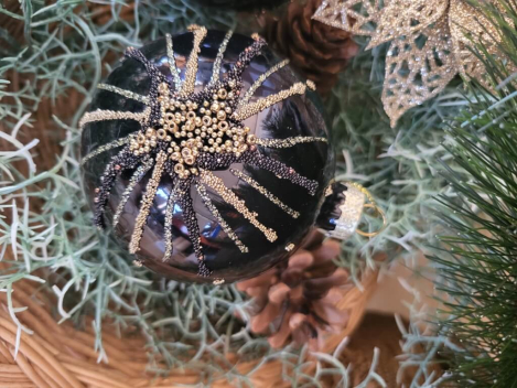 Christbaumkugel Meyra Stern vorn, schwarz-gold