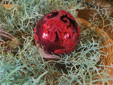 Preview: Christbaumkugel Oriana, Ornament Blüte glänzend, rot