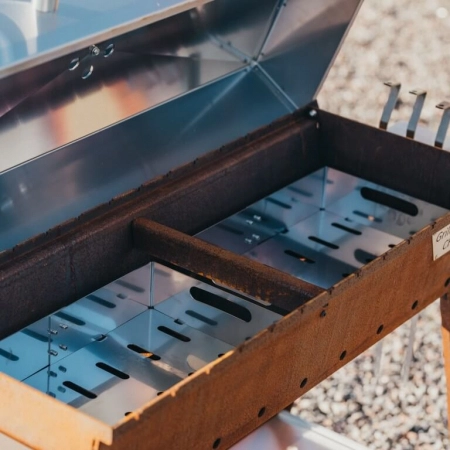 Cortenstahl Edelrost Holzkohlegrill Chef
