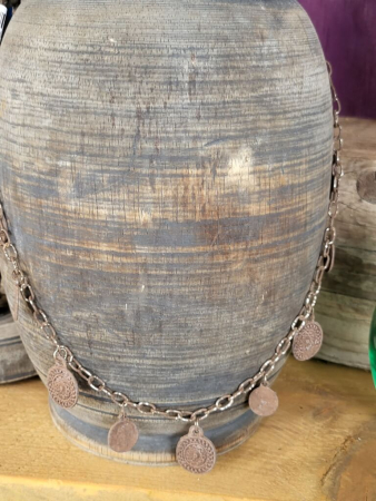 Deko Metall-Kette mit Münzen