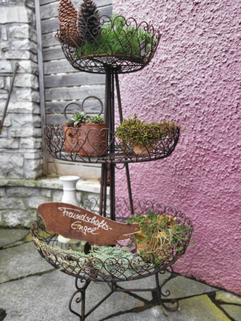 Preview: Etagere mit 3 Körben, dunkelbraun lackiert