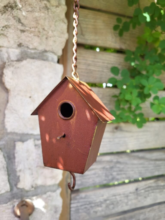 Deko-Vogelhaus zum Hängen, hoch, Rostoptik, klein