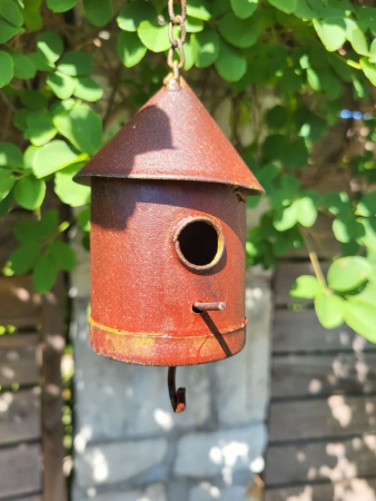 Deko-Vogelhaus zum Hängen, rund, Rostoptik, klein