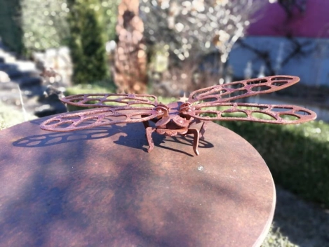 Edelrost Gartenstecker Libelle 3D, klein