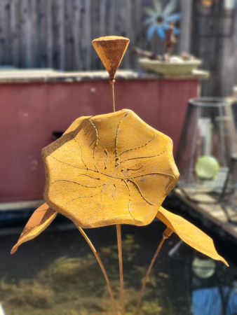 Edelrost Gartenstecker Lotus
