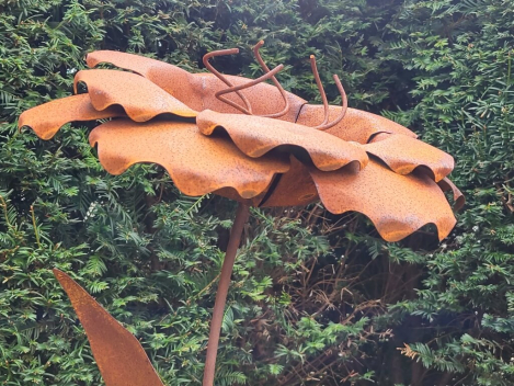 Preview: Edelrost Blume Nadja auf Platte