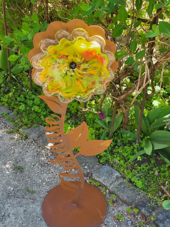 Edelrost Gartenblume Zuhause, grün-orange