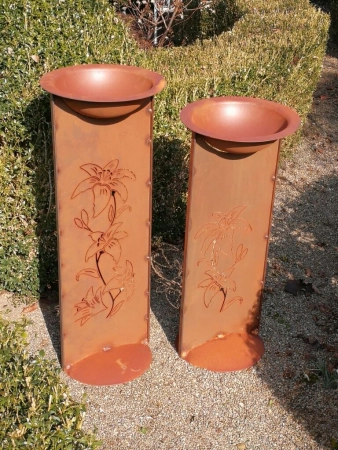 Edelrost Blumenständer Lilie