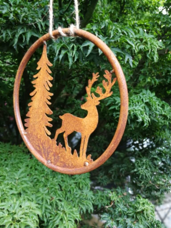 Edelrost Dekohänger Hirsch mit Baum, Kopf gedreht