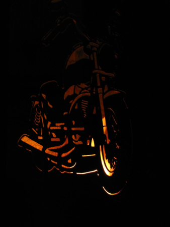 Edelrost Dekosäule Motorrad inkl. Brenntopf