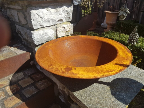 Edelrost Dekoschale mit Rand