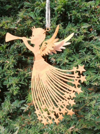 Engel Annalena mit Trompete zum Hängen, Edelrostoptik