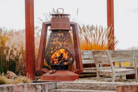 Edelrost Feuerstelle Laterne