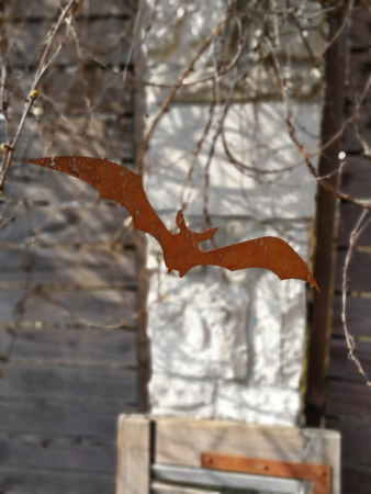 Edelrost Fledermaus Belial, zum Hängen