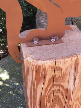 Edelrost Gargoyle auf Holzsockel