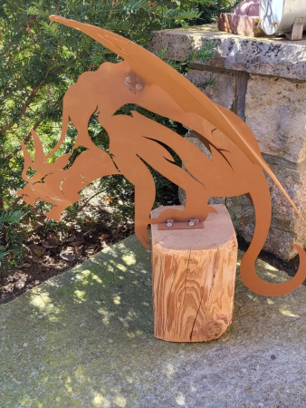 Edelrost Gargoyle auf Holzsockel