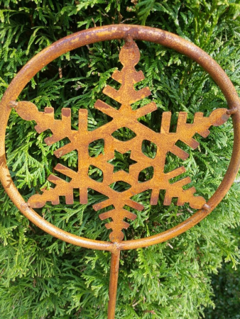 Preview: Edelrost Gartenstecker Schneeflocke Mika, dünn