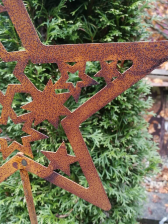 Edelrost Gartenstecker Sterne im Stern