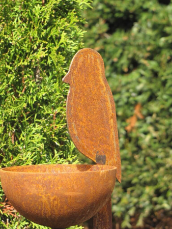 Edelrost Gartenstecker Vogeltränke