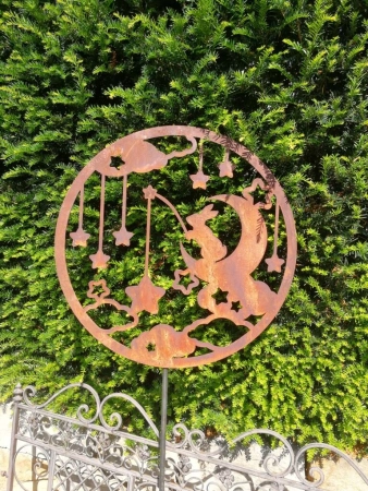 Edelrost Gartenstecker träumender Hase