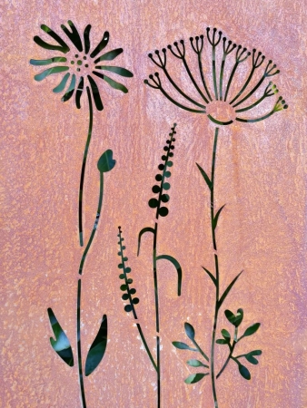 Edelrost Gartenstele Wildblumen