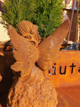 Preview: Gusseisen Blütenelfe Lina, Edelrostfinish