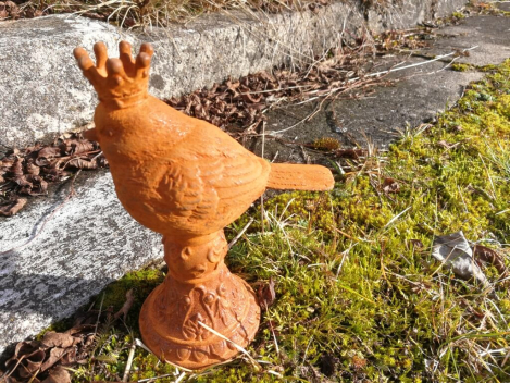 Gusseisen Zaunkönig Otto
