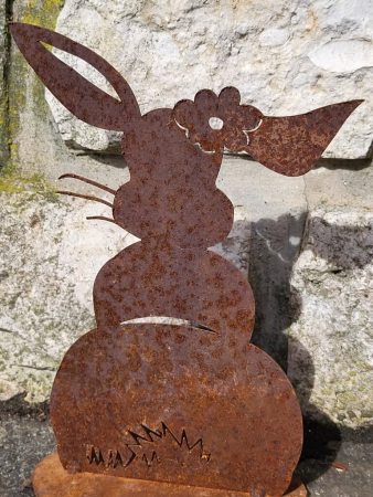 Edelrost Hase Flower Power