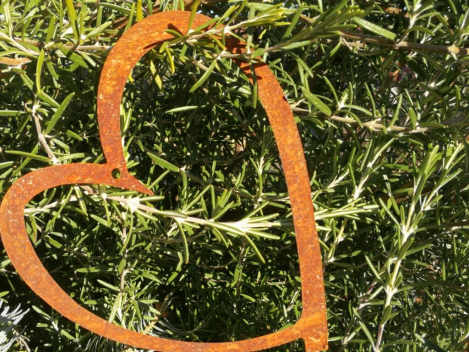 Preview: Edelrost Herz zum Hängen, modern