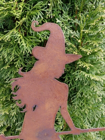 Edelrost Gartenstecker Hexe Zelda